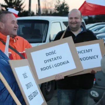 Mieszkańcy blokują Narutowicza