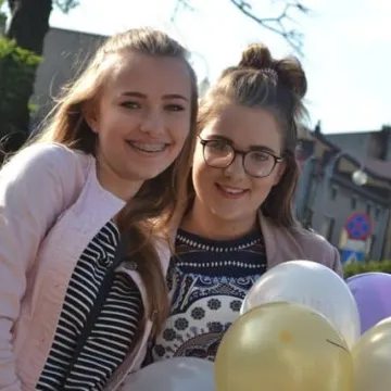 Dzień Uśmiechu na ulicach Radomska z PSP nr 7