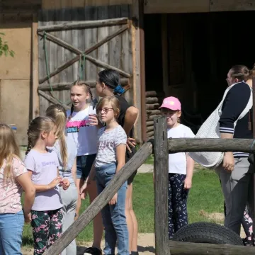 Inauguracja wakacji w Stajni Gowarzów. Były atrakcje dla całych rodzin