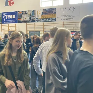 Tłumy na targach edukacyjnych w Radomsku