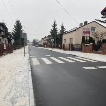 Nowa droga, nowe chodniki. Tak zmieniła się ulica Żwirki