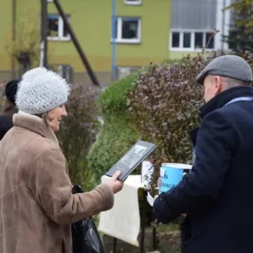 Kwesta na radomszczańskich cmentarzach