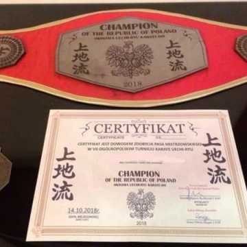 4 mistrzowskie pasy oraz 13 medali dla Klubu Karate „Randori”