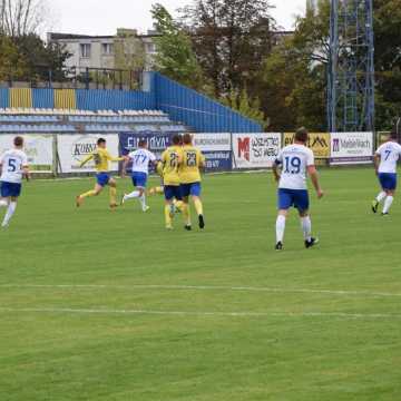 IV liga. RKS Radomsko - LKS Kwiatkowice 3:0