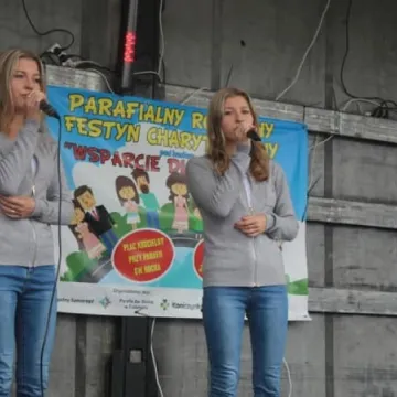 Bawili się na festynie parafialnym