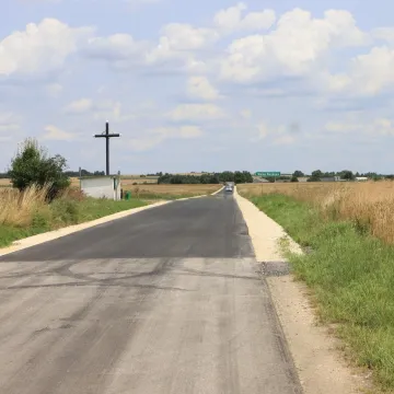 Finał prac na drodze powiatowej w miejscowości Zagórze