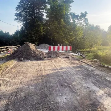 Trwa przebudowa mostu w Zagórzu