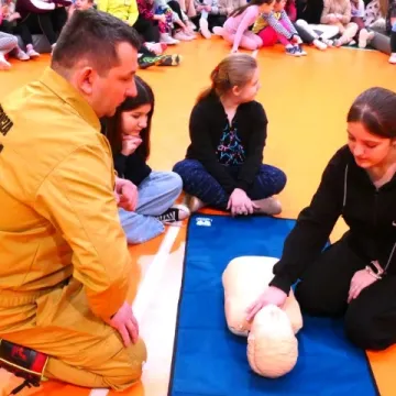 PSP Strzałków: Dzień wiosny z udziałem strażaków