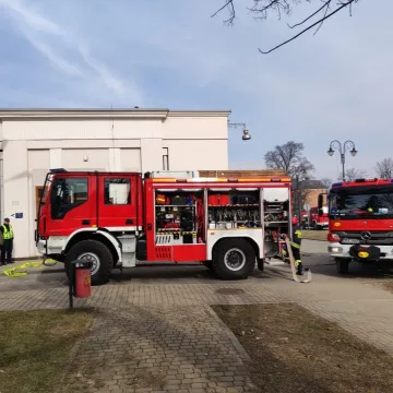 Strażacy ćwiczą ewakuację dworca PKP w Radomsku