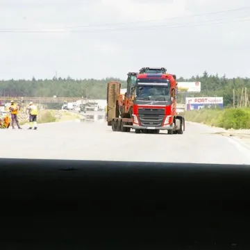Jak postępują prace na budowie odcinka D autostrady A1?