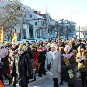 Orszak Trzech Króli 2017 na ulicach Radomska