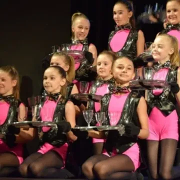 Taneczne spotkania w Radomsku. Grand Prix dla zespołu „Kontra 1”