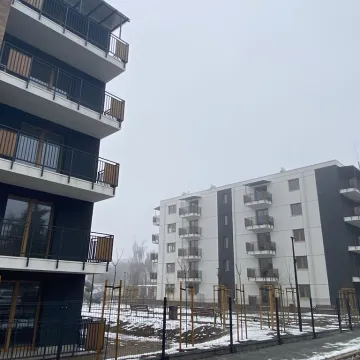 Nowy rozdział dla rodzin z Radomska. Wręczono klucze do mieszkań SIM