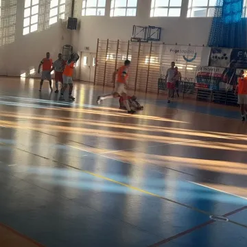 Puchar Niezdobywców Pucharów. Charytatywnie dla Filipka