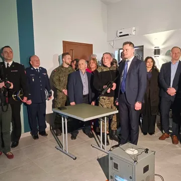 W szkole w Kietlinie otwarto wirtualną strzelnicę