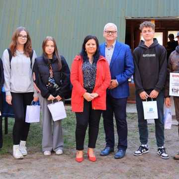 W gminie Przedbórz poszukiwali pieczonego ziemniaka