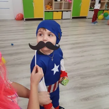 To ich pierwszy taki bal...