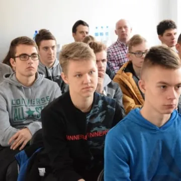 O sztucznej inteligencji w Starterze