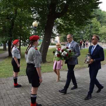 W Radomsku upamiętniono 80. rocznicę wybuchu Powstania Warszawskiego