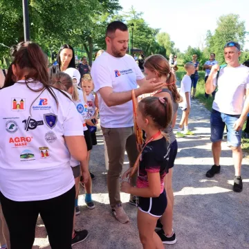 W Przedborzu przebiegli „dychę”