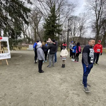 [WIDEO] Radomsko uczciło Żołnierzy Wyklętych biegiem Tropem Wilczym
