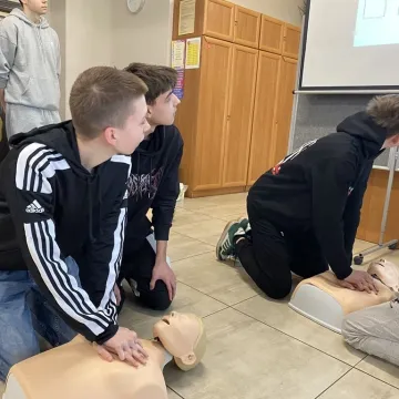 Uczyli się pierwszej pomocy. Tydzień Profilaktyki w „Mechaniku”