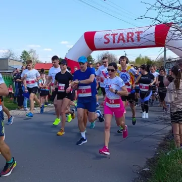 Bieg Charytatywny ulicami Radomska. Cel? Pomoc dla Pauliny