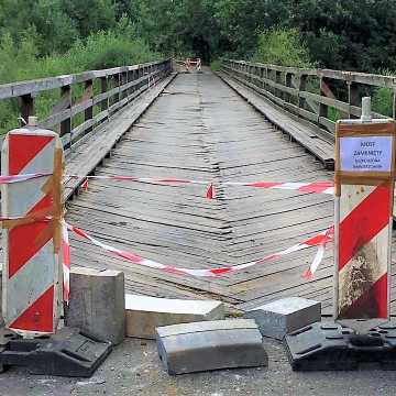 Trwa remont mostu w Krzętowie