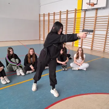 Uczennice „Mechanika” w Radomsku uczyły się samoobrony