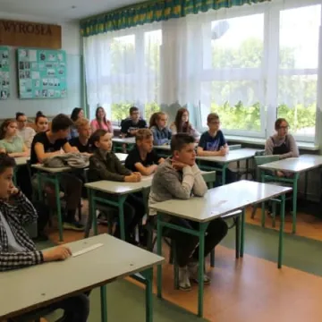 Debata uczniów PSP 1 o tym, jak widzą współczesną rodzinę