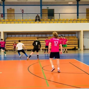 Byg-Front na czele tabeli piątek piłkarskich w Radomsku