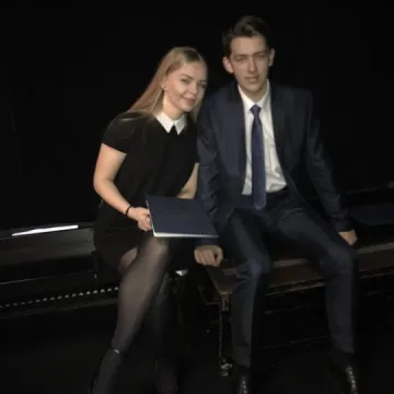 Śpiewali i recytowali po niemiecku oraz angielsku