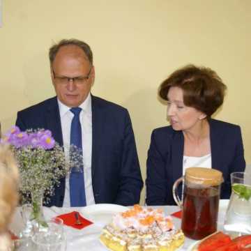 Minister Marlena Maląg w Radomsku: Polska stoi siłą rodziny