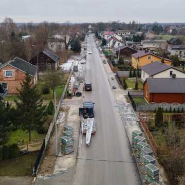 Połączenie łódzkiego ze śląskim. Modernizacja drogi w Ciężkowicach w toku