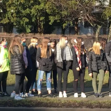 Antysmogowy happening uczniów Drzewniaka