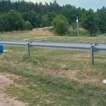 Rekreacja w śmieciach w Zakrzówku Szlacheckim