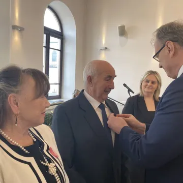 Razem przez pół wieku. Medale trafiły do dziesięciu par