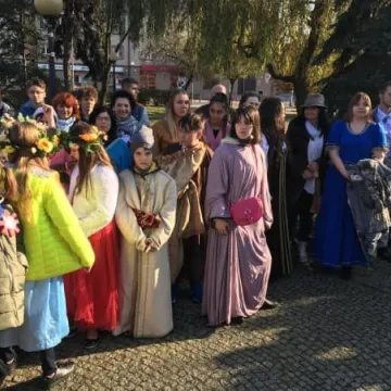 Happening Teatru Źródło „Z Niepodległą w sercu”