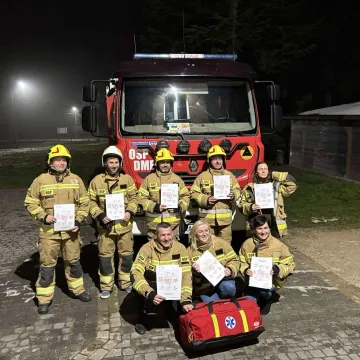 Nowi ratownicy po kursie z OSP Dmenin