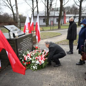 Władze Radomska upamiętniły rocznicę wyzwolenia miasta