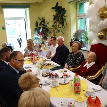 Wyjątkowy jubileusz w DPS. Pani Janina skończyła 100 lat