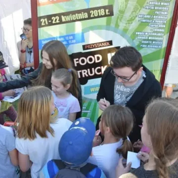 Dzień drugi z food truckami