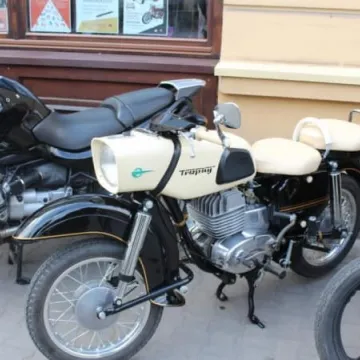 Wystawa moto-klasyków otwarta