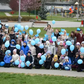 Radomsko włączyło się w obchody Dnia Autyzmu