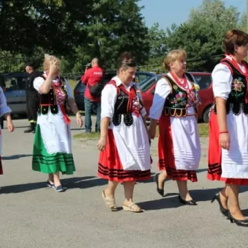 W podzięce Bogu za plony. Dożynki w Wielgomłynach