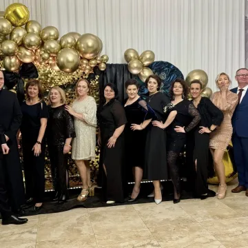 Odliczanie do matury rozpoczęło się eleganckim balem w LO Przedborzu