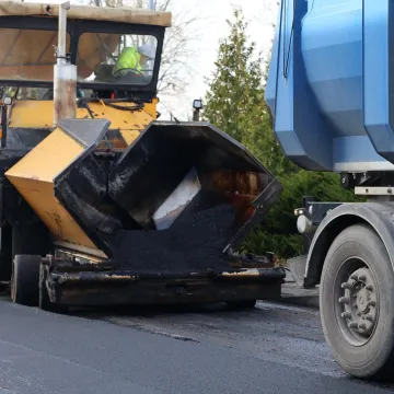 Kolejne ulice w Radomsku z nowym asfaltem