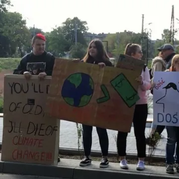 Strajk Klimatyczny w Radomsku: Dziś powietrze pachnie jak ostatnie dni planety 