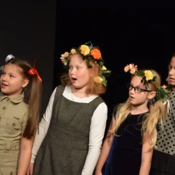 Teatr Żródło z widowiskiem „Niepodległa