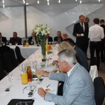 Śniadanie z biznesem